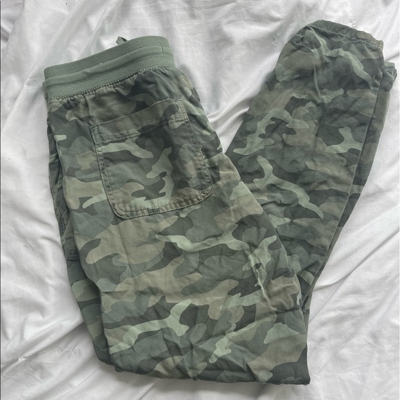 Camo cargos - Picture 1 of 4